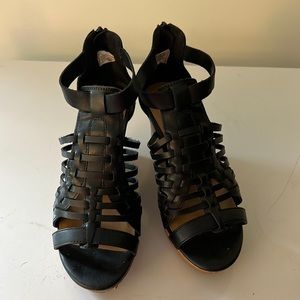Black wedges from American Eagle